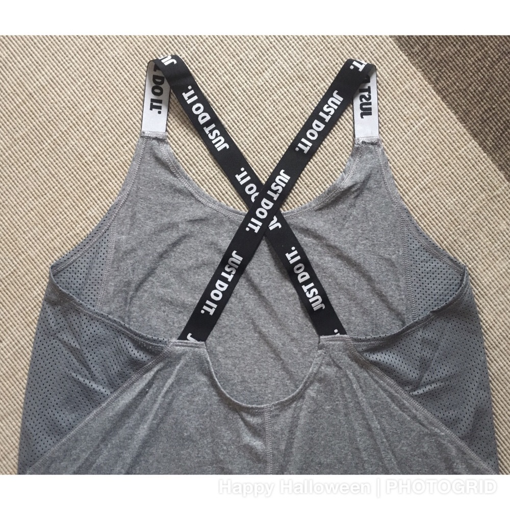 Nike Bundle - Bra, Tank, Shorts - Picture 2 of 8